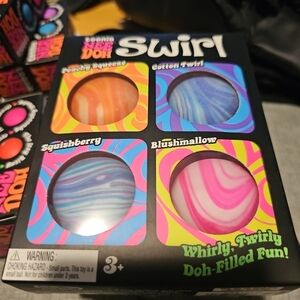 Swirl NeeDoh Set - Peachy Squeeze Cotton Twist Squishberry Blushmallow